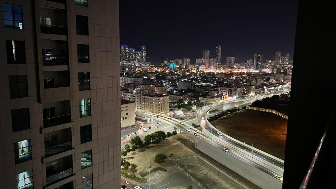 The Great House Apartment Dubai Exterior photo